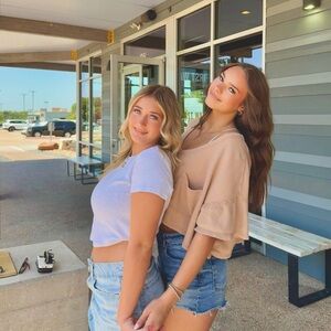 Meet your Posher, Madie